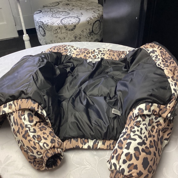 MADDEN GIRL Leopard Puffer Jacket, Animal Print Women's Jacket new - Picture 3 of 8